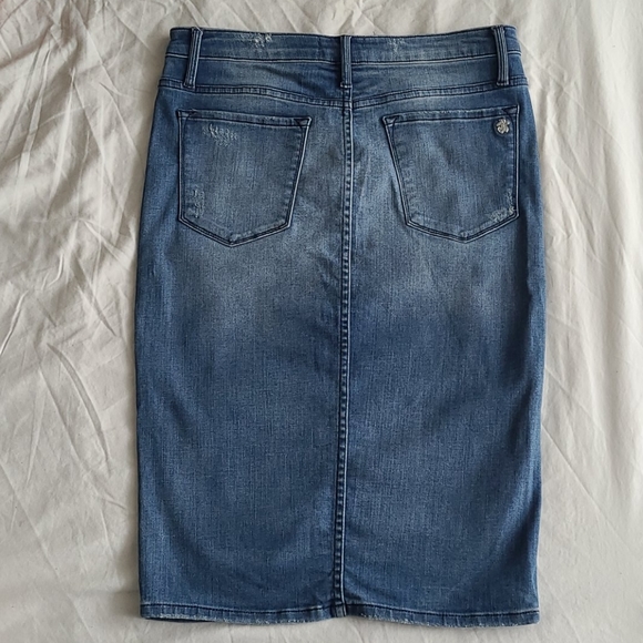 Black Orchid Pencil Skirt - Picture 2 of 3